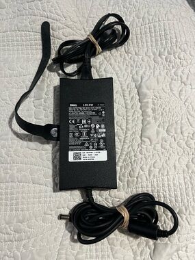 Dell Black 130W AC Power Adapter LA130PM190 063P9N Laptop Charger